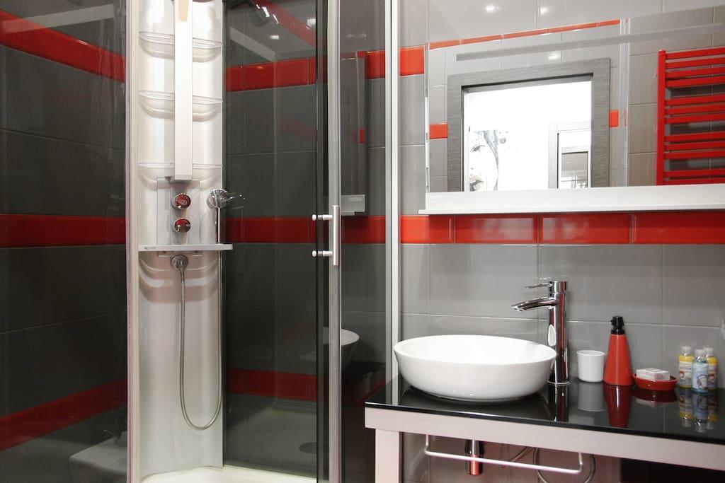 Apartments Raisy Okipnoi Kiev Buitenkant foto